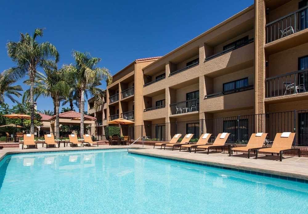 Courtyard By Marriott Phoenix Mesa Exterior foto